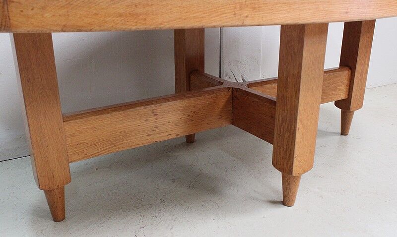 Table de salon en chêne massif, par R. Guillerme et J. Chambron, éditions « Votre Maison » 1960