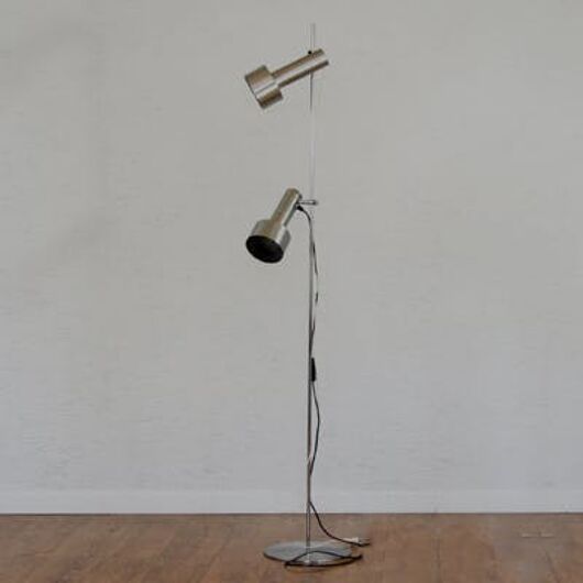SEE OUR VINTAGE FLOOR LAMPS FOR LESS THAN 150€
