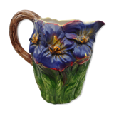 Pitcher dabbling