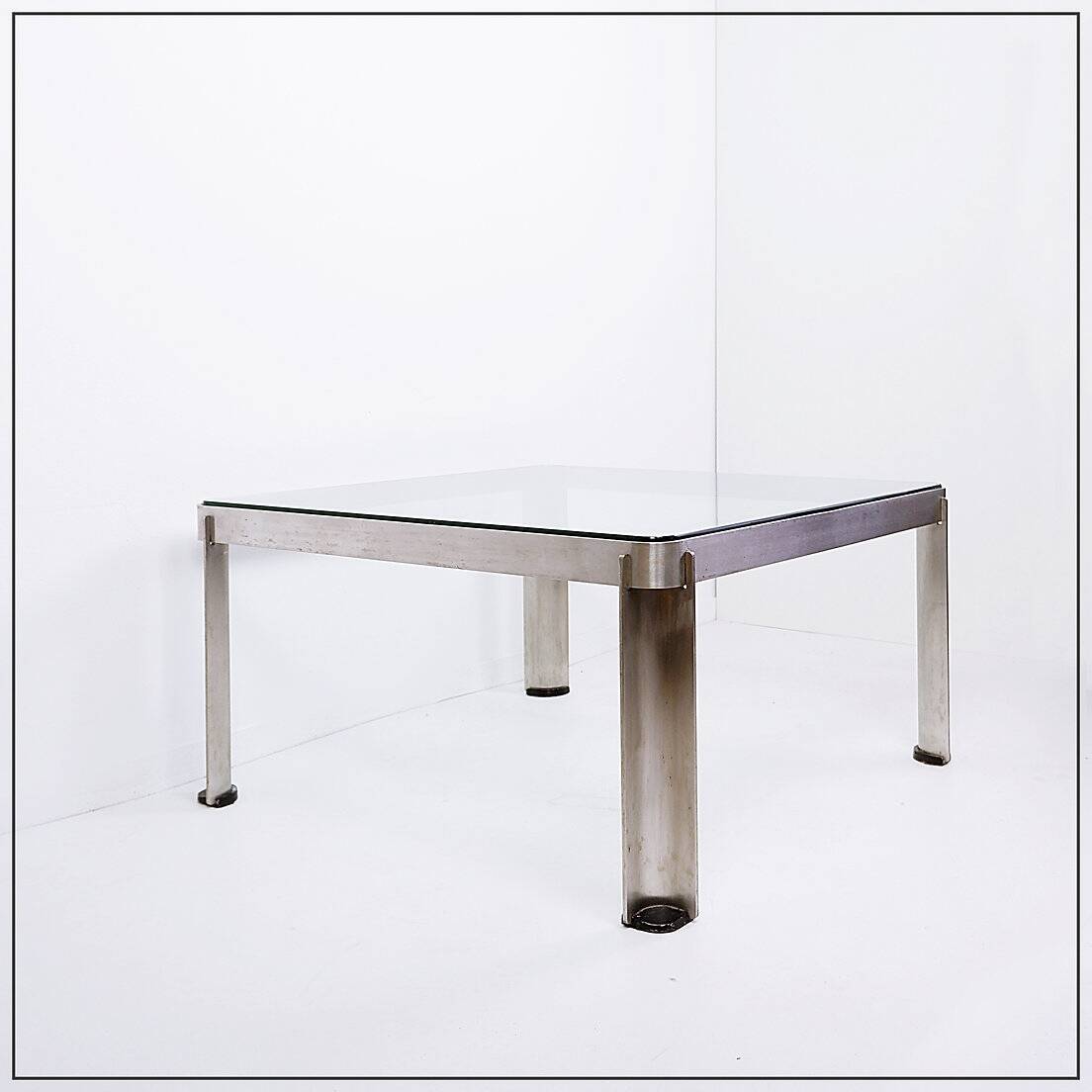 Steel and Thick Crystal Coffee Table T113 by Osvaldo Borsani for Tecno 1970s