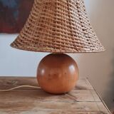 Ball lamp in walnut wood and wicker