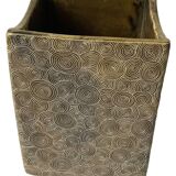 Kissi stone pencil holder