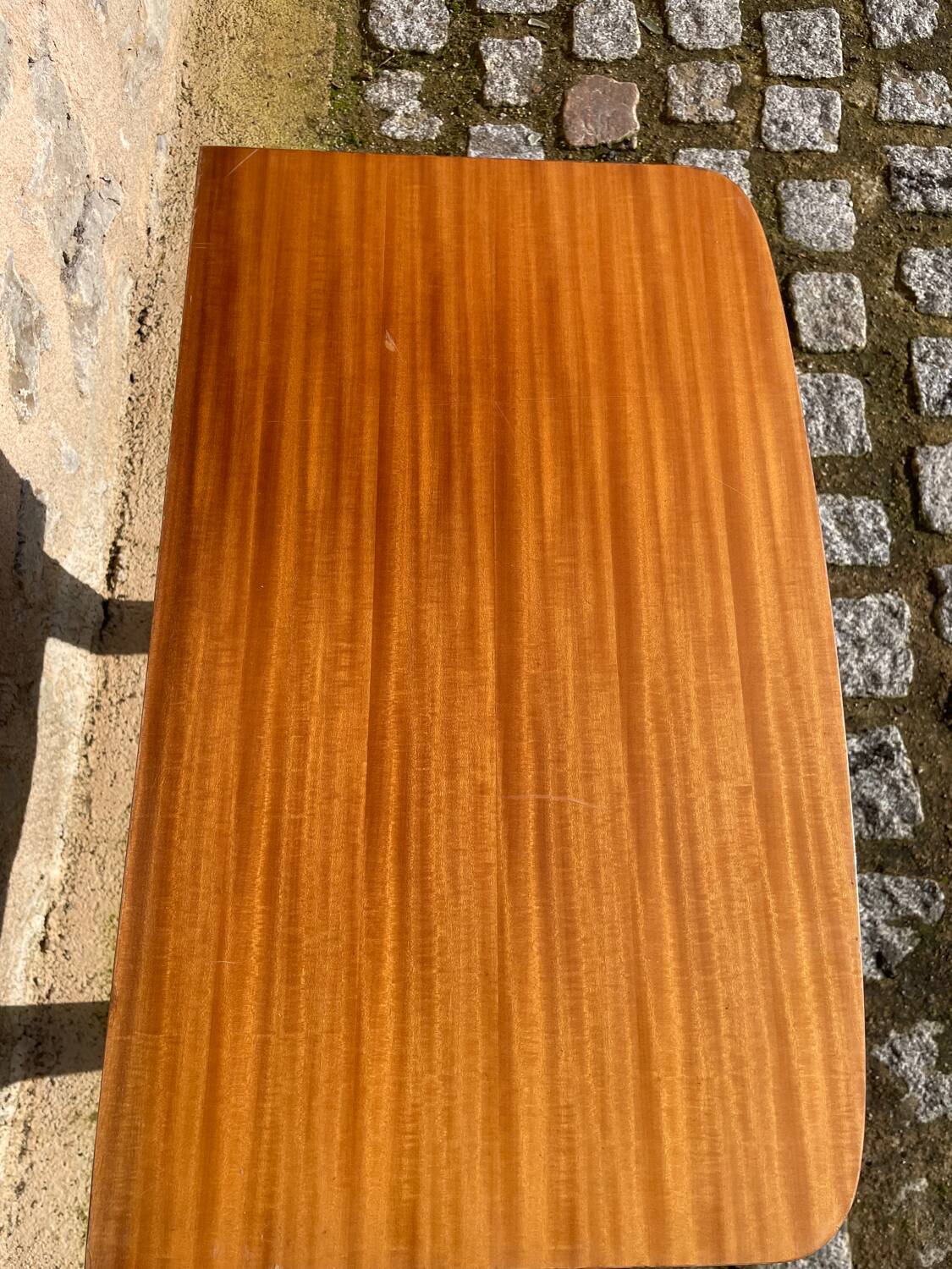 Nightstand / bedside table