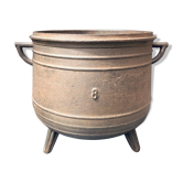 Cast-foot and cast-iron cauldron