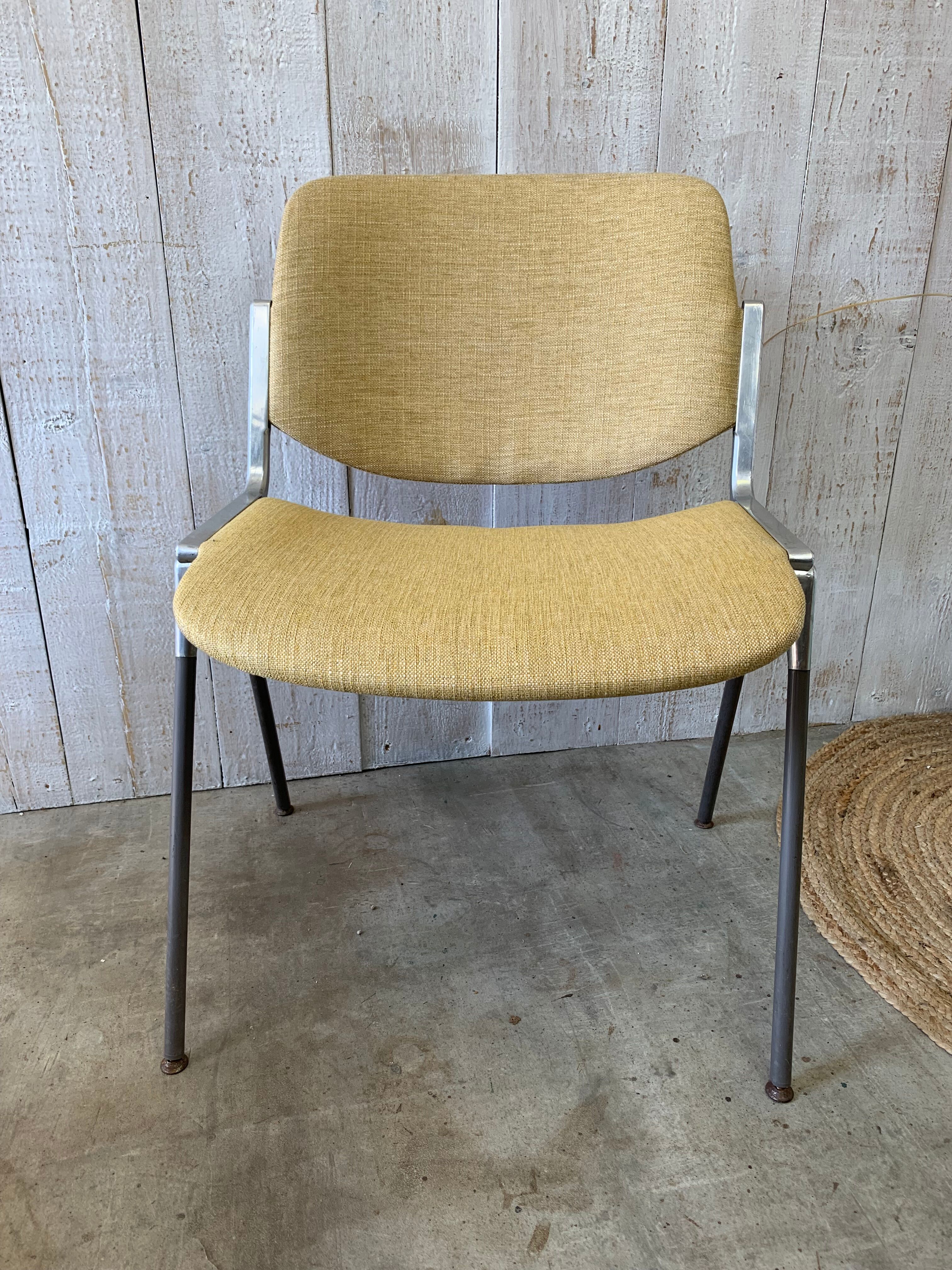 Series of 4 chairs by Piretti Giancarlo, Castelli