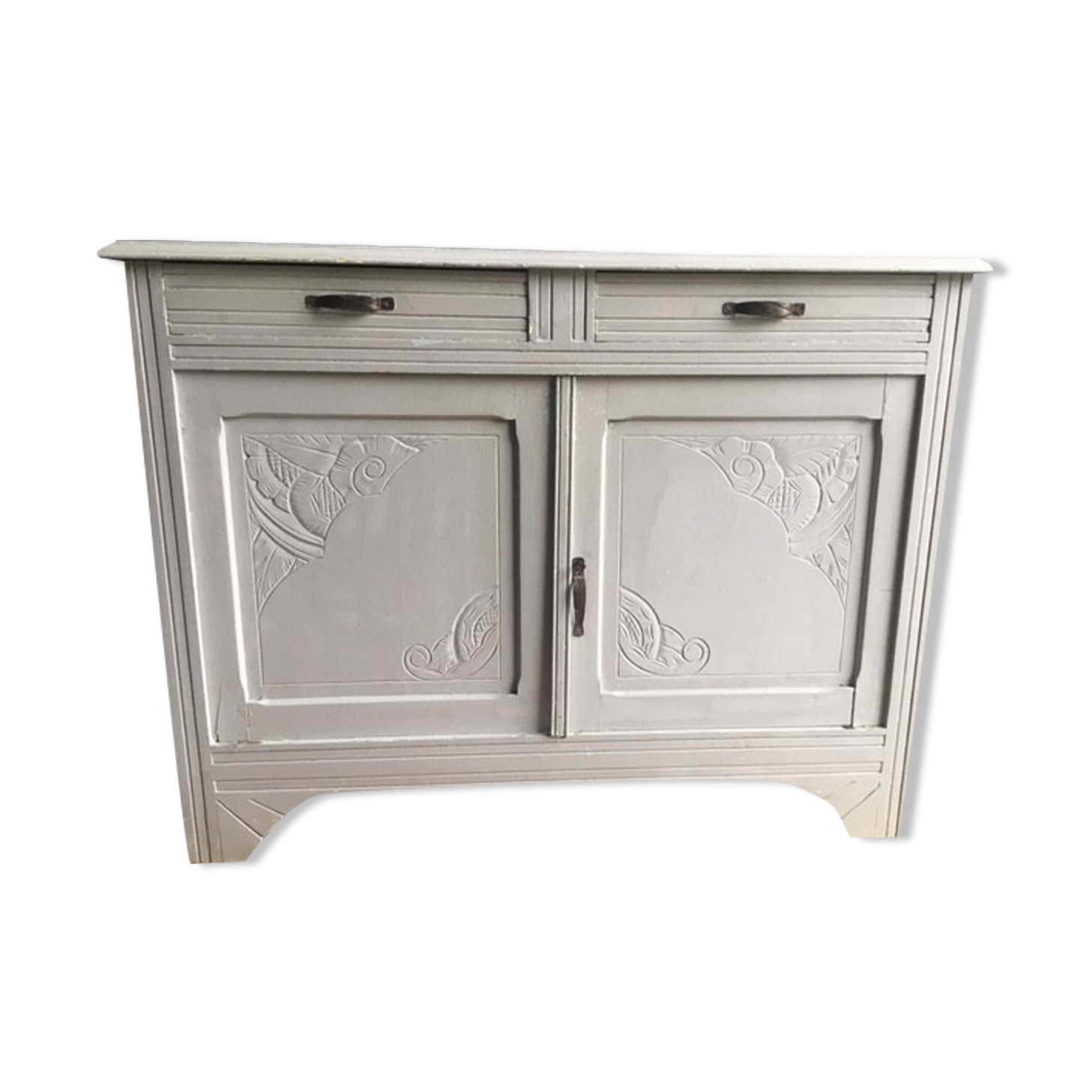 Parisian dove buffet