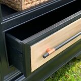 Storage cabinet