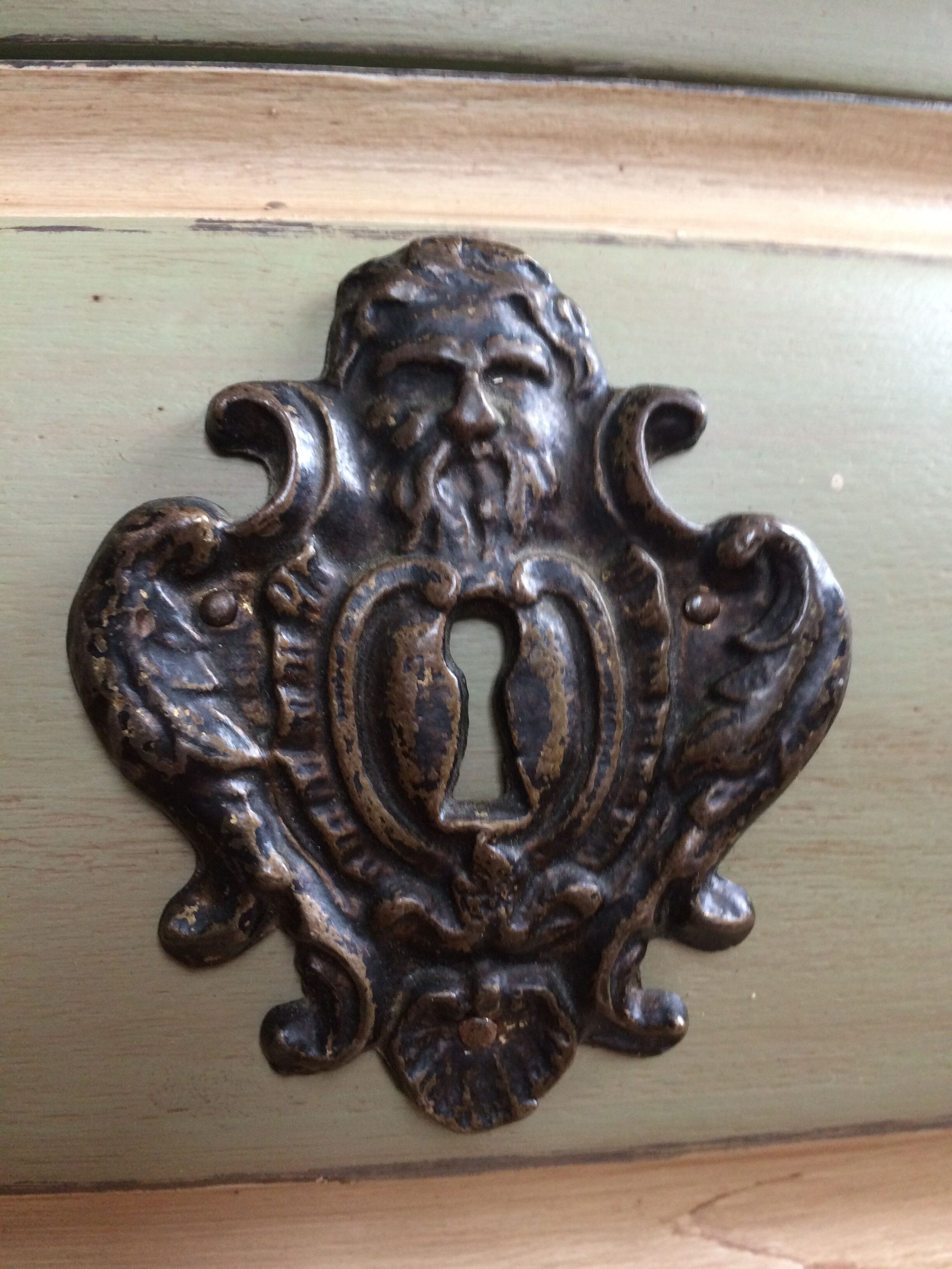 Bordelaise chest of drawers Louis XV style