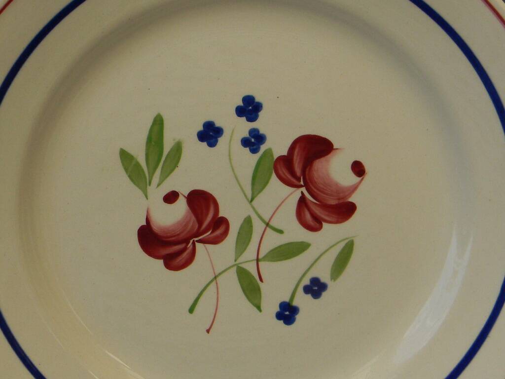 Set of 6 luneville earthenware dinner plates. bagatelle model.