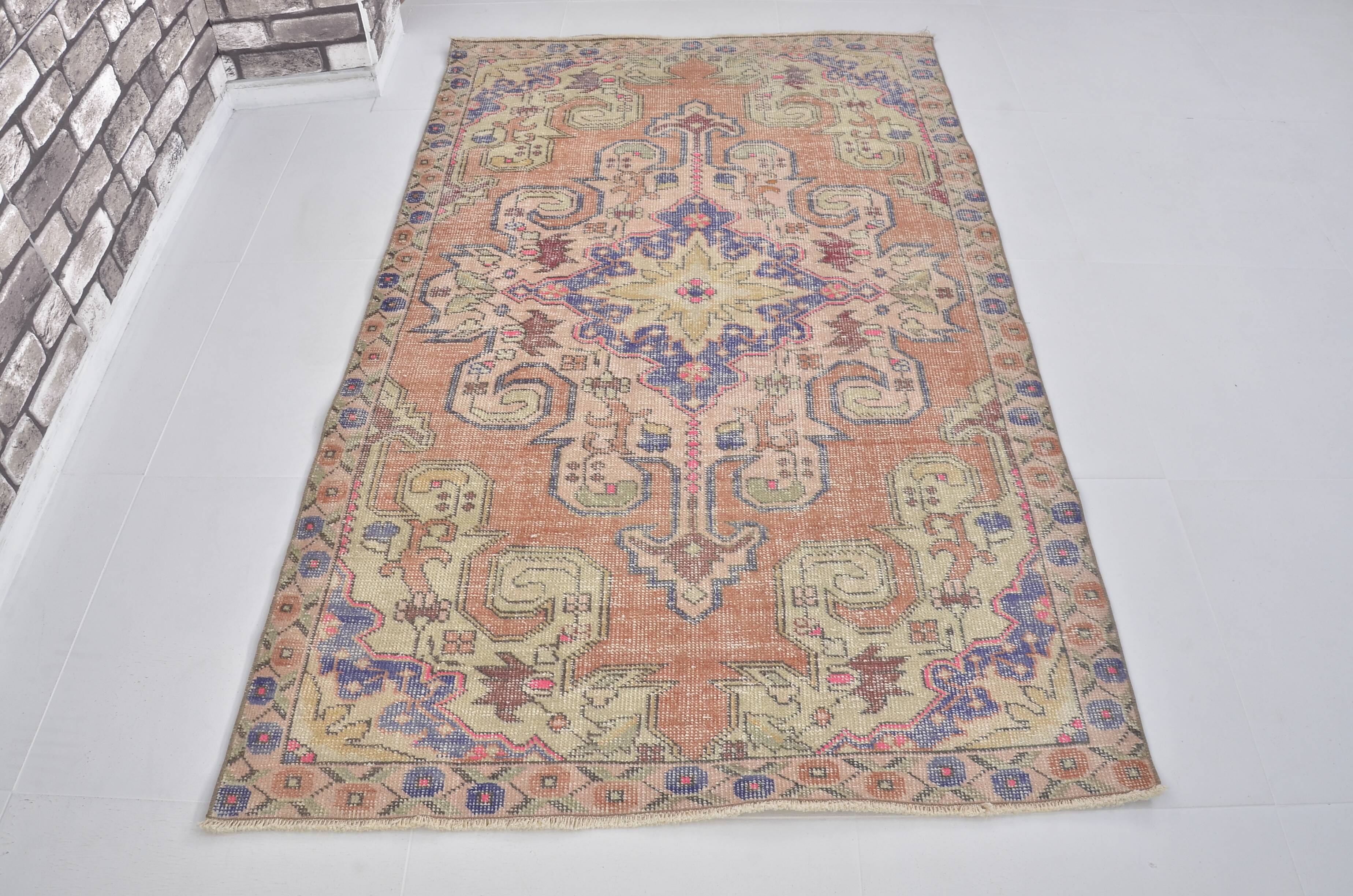 Vintage Floor Turkish Carpet sku 851