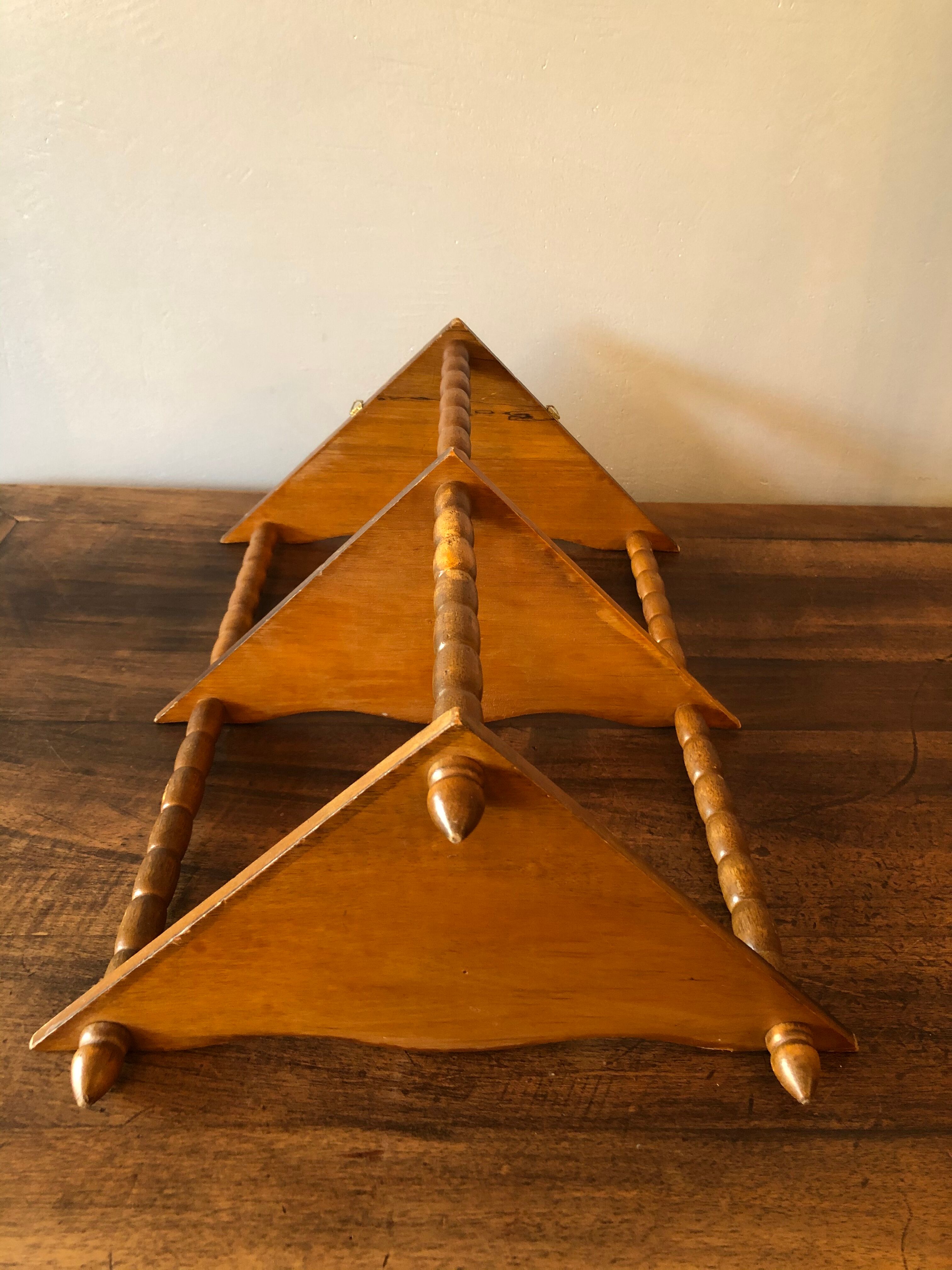 Shelf to be laid or hung