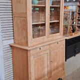 Sideboard with 2 glass panels