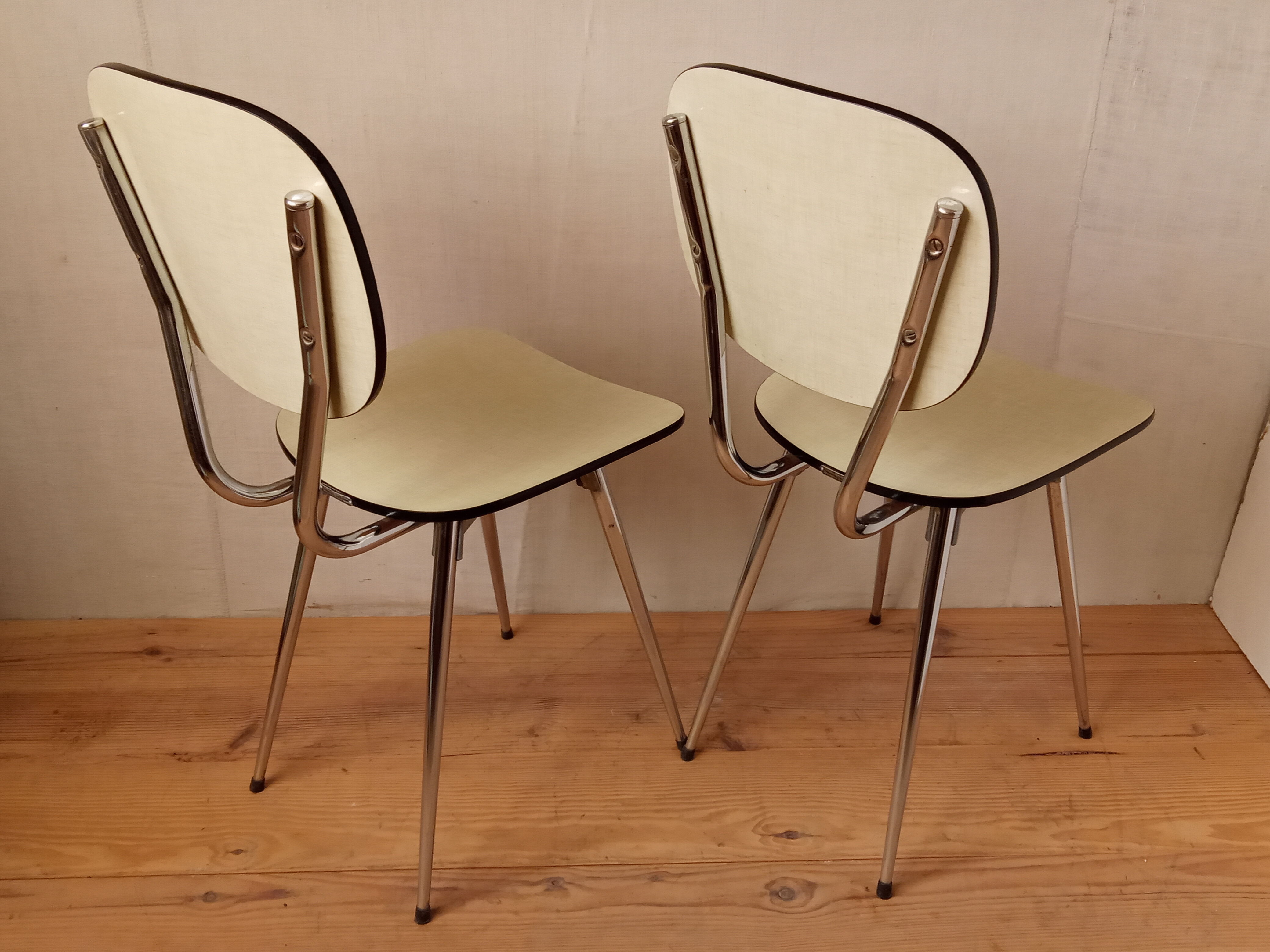 Paire de chaises en formica 1960