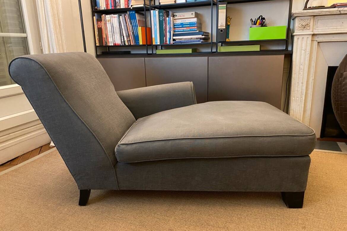 Chiffonnière original Cassina (  pieds et housse modifiés )