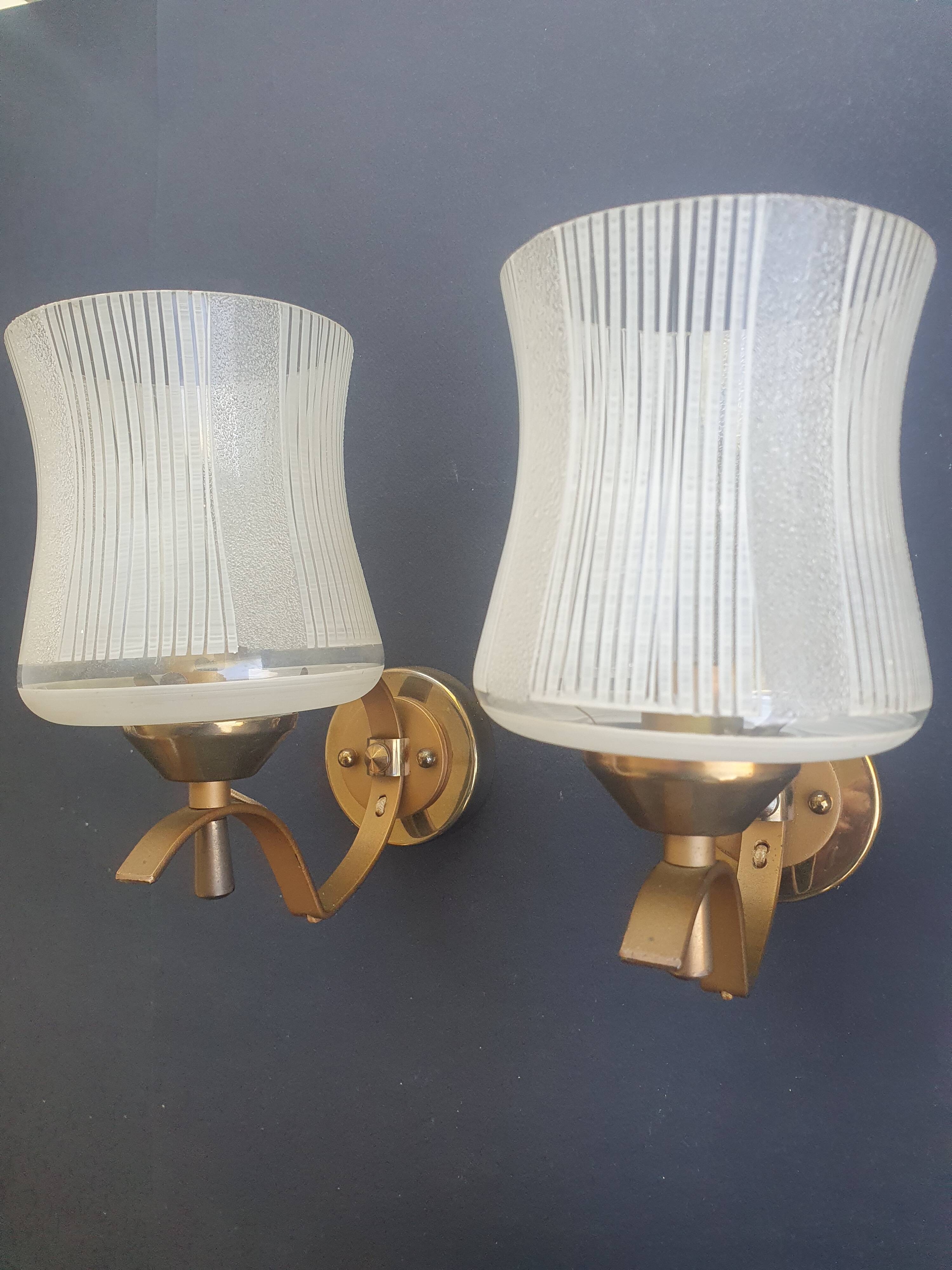 Paire d'appliques murales dorées vintage France