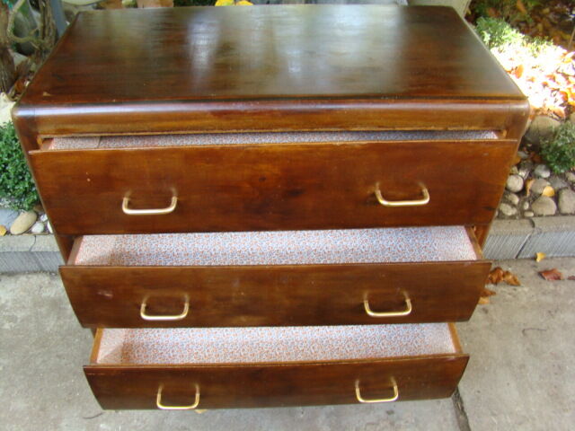 Dresser vintage walnut tone 60