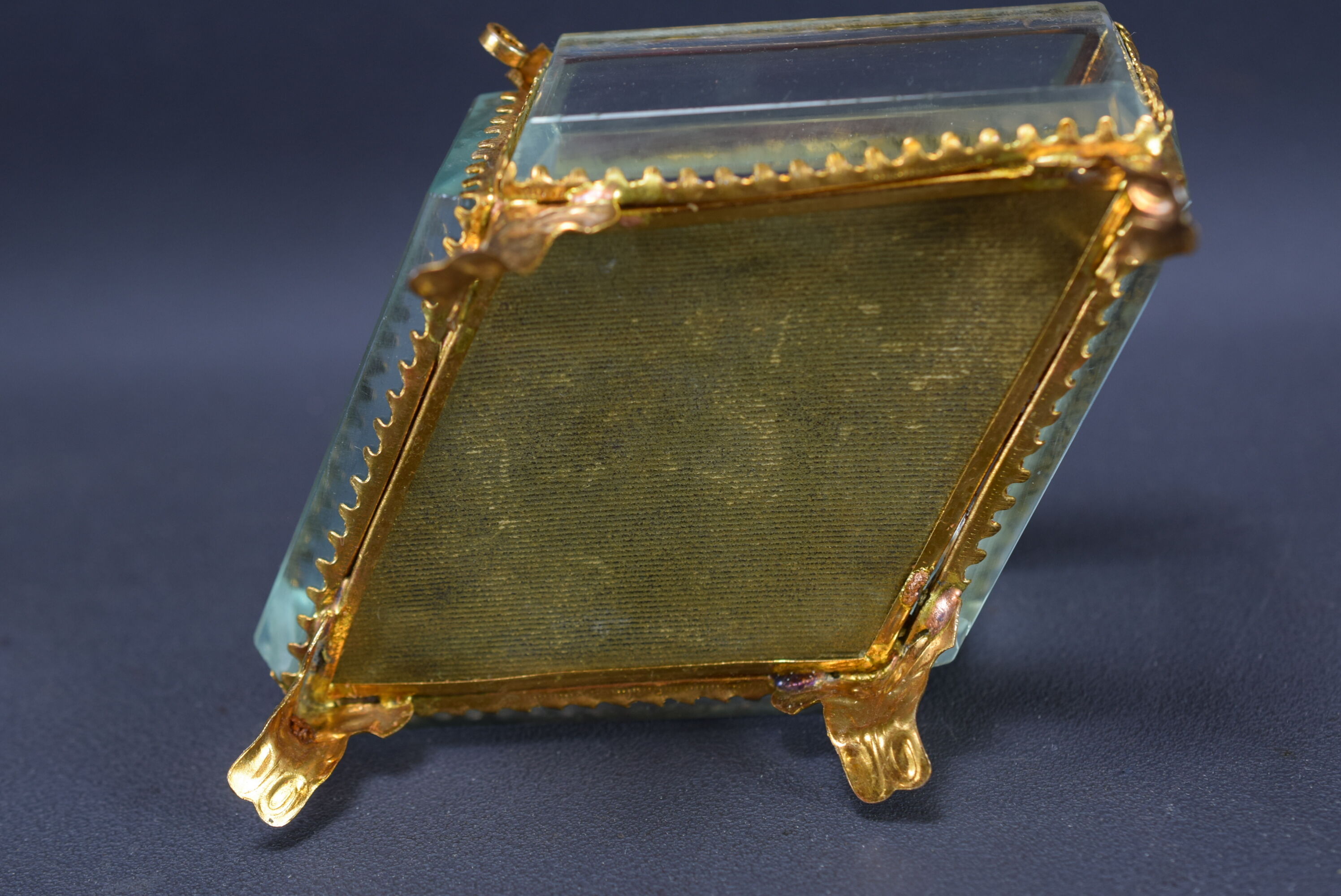 Jewelry box 1900 in beveled glass and brass