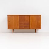 Buffet haut de Henry W. Klein pour Bramin en teck (Danemark, années 1960).