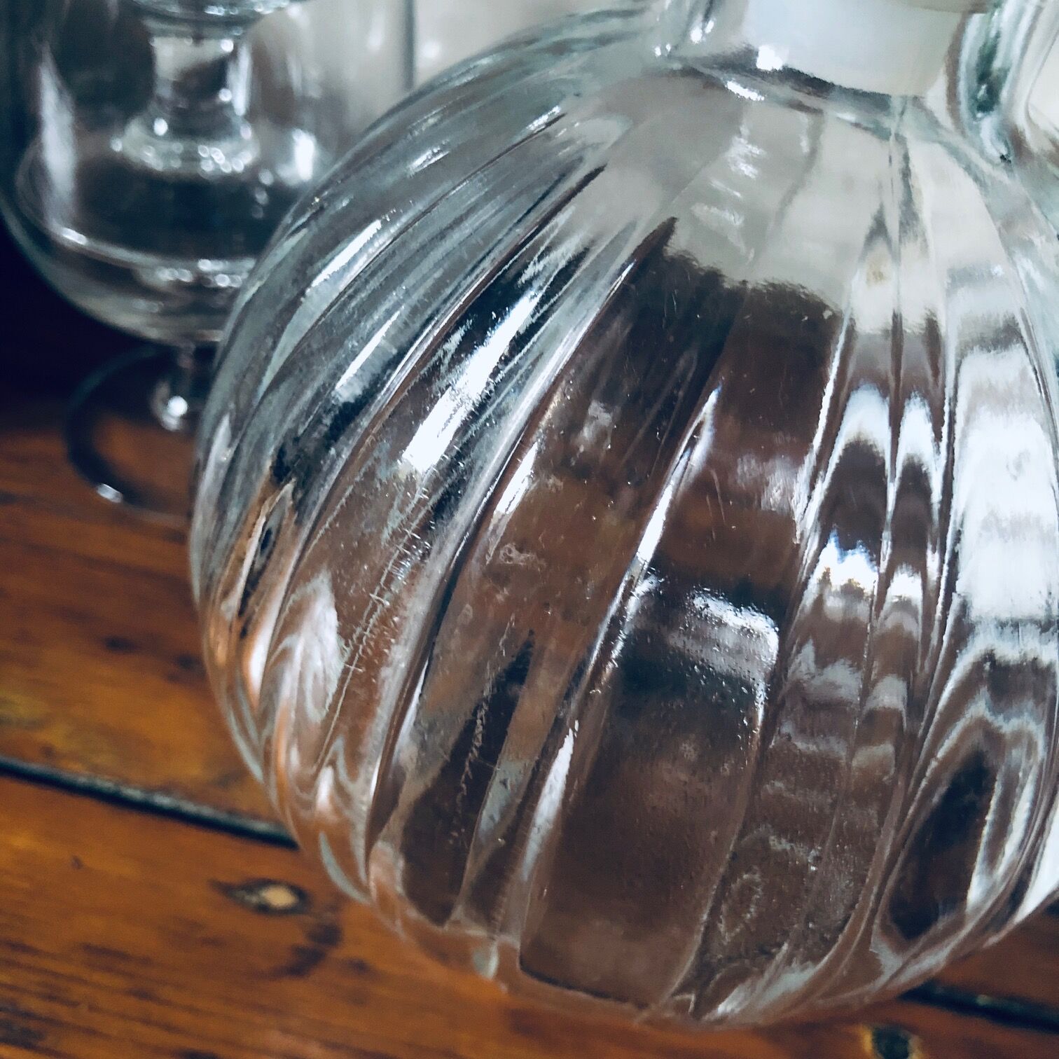 Carafe vintage glass ball