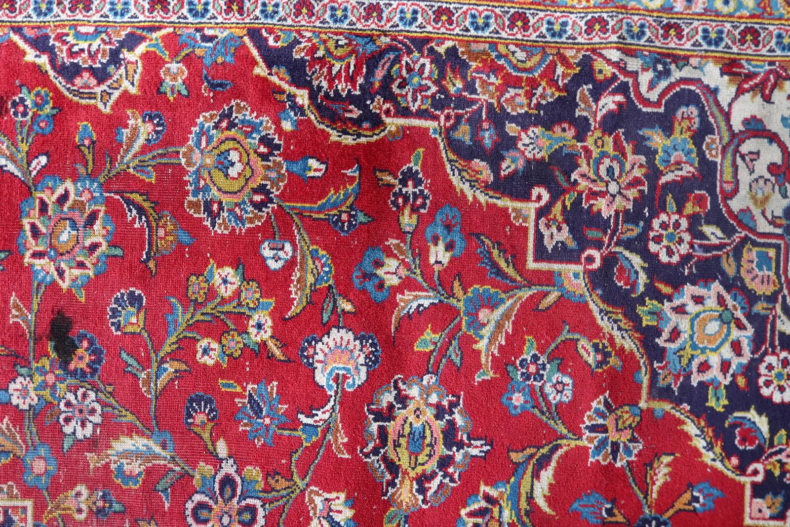 Antique Kashan wool rug, medallion & allover floral, crimson & navy, c. 1920s — 283 × 384 cm — 1C1279