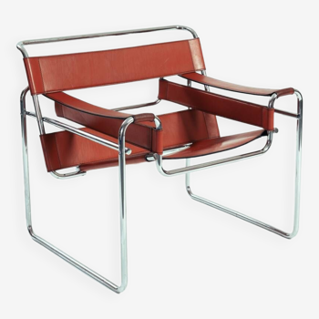 Fauteuil lounge Wassily b3 en cuir marron par Marcel Breuer