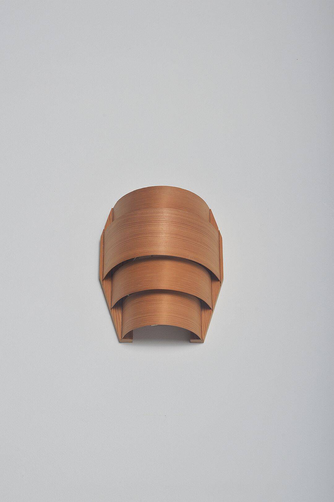Scandinavian wooden wall lamp in pine veneer, 1960s
