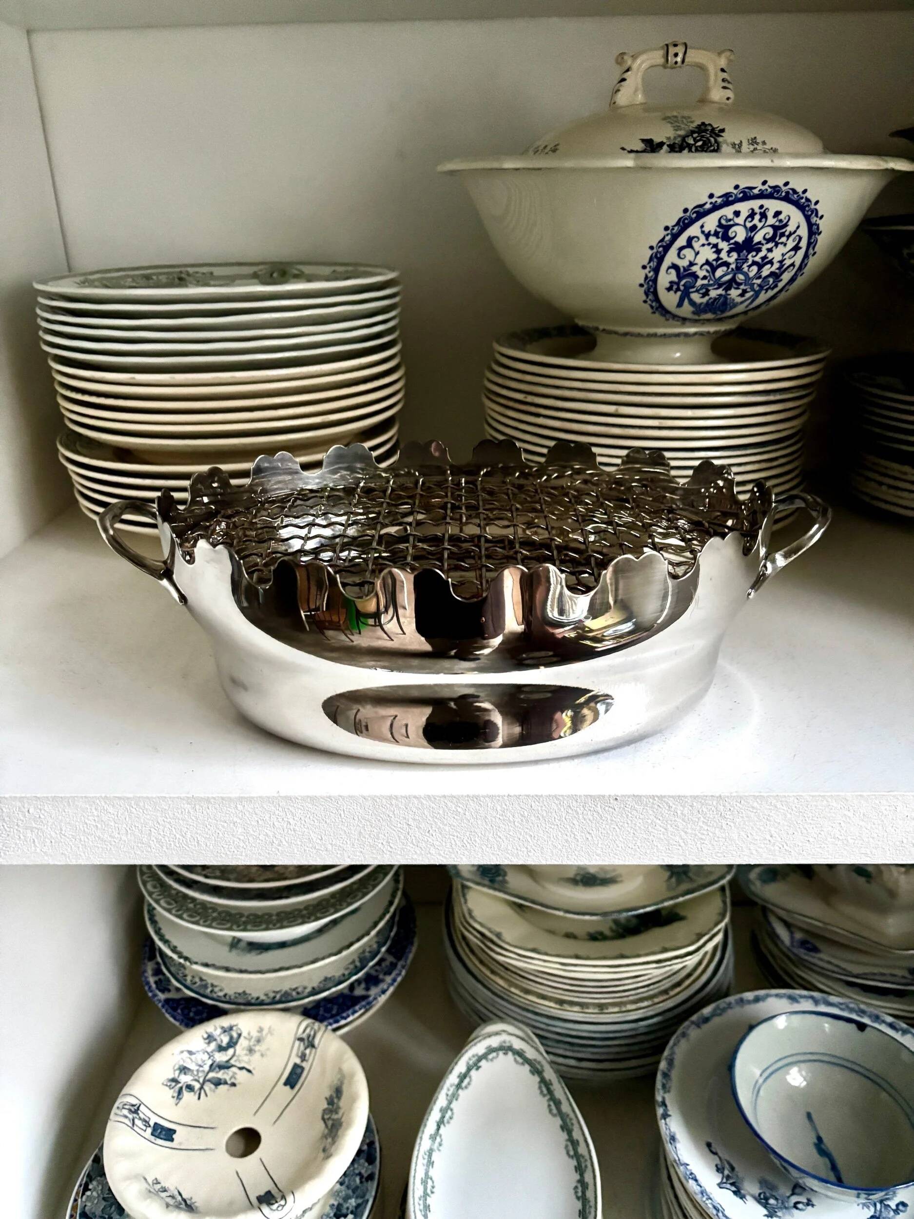 Glass cooler, silver-plated metal bottle