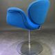 Chaise Little Tulip de Pierre Paulin bleu