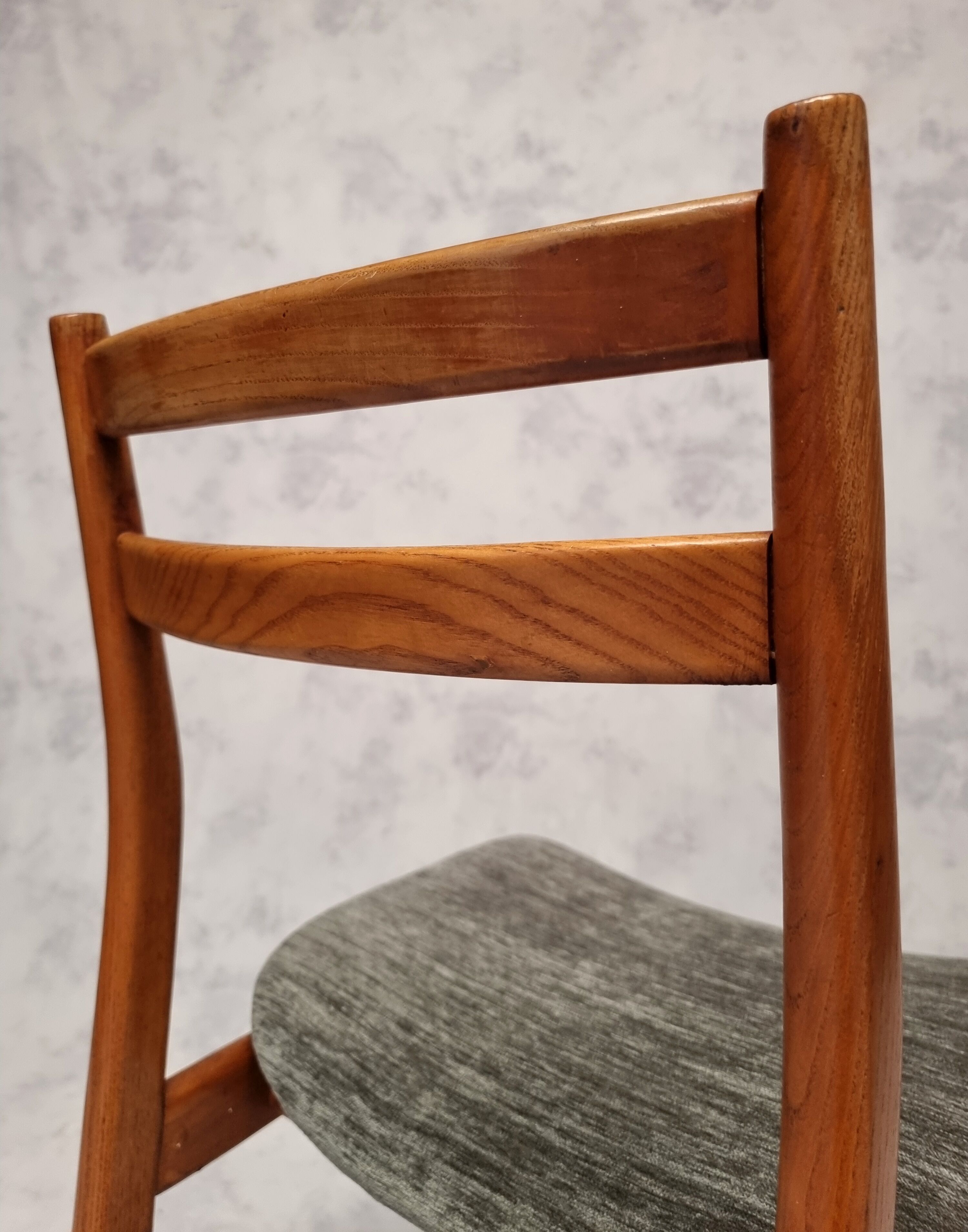 Suite of 6 french chairs - elm - ca 1960