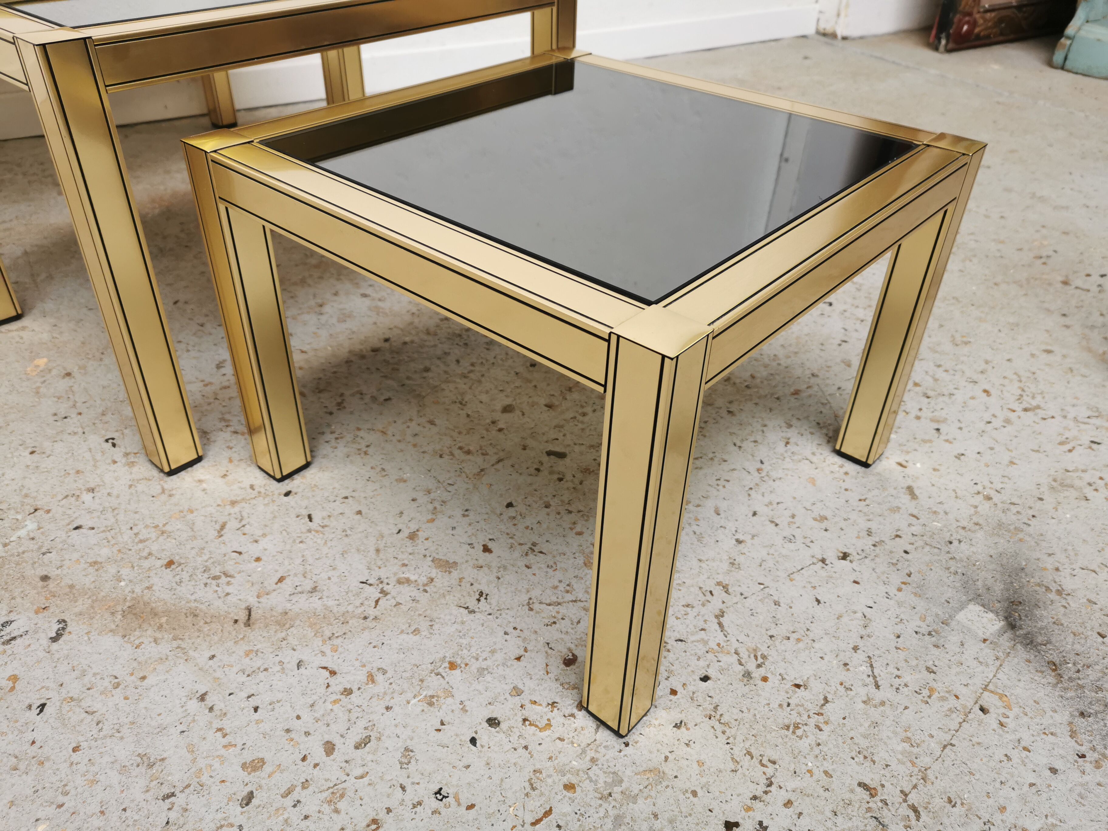 Tables gigognes laiton doré vintage 1970