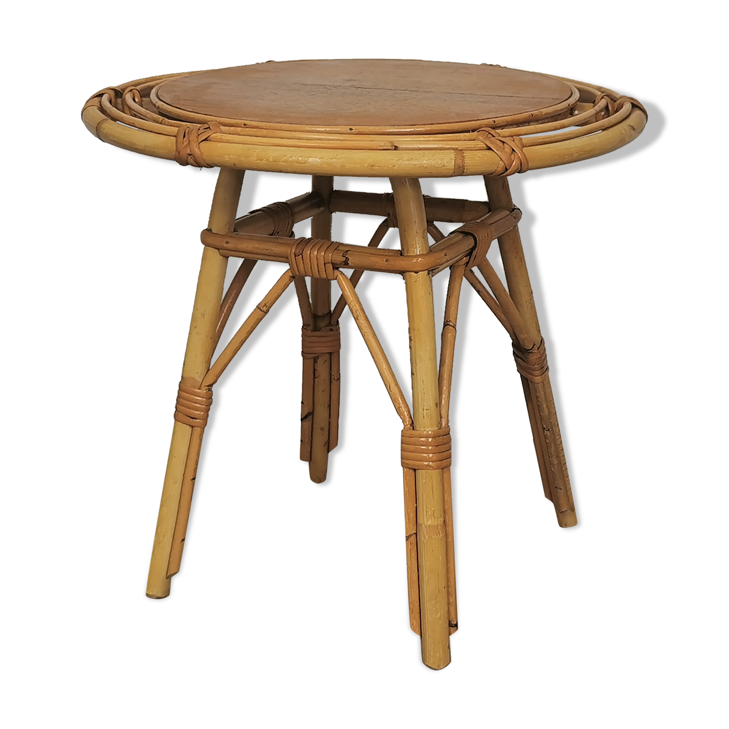 Table basse en rotin