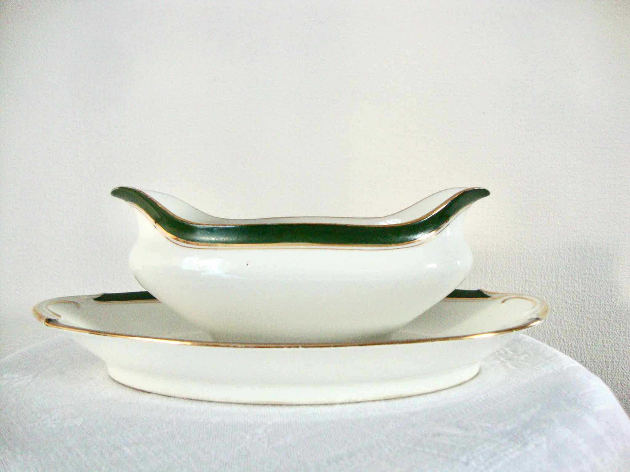 Service of 26 plates and dishes  from the 40s