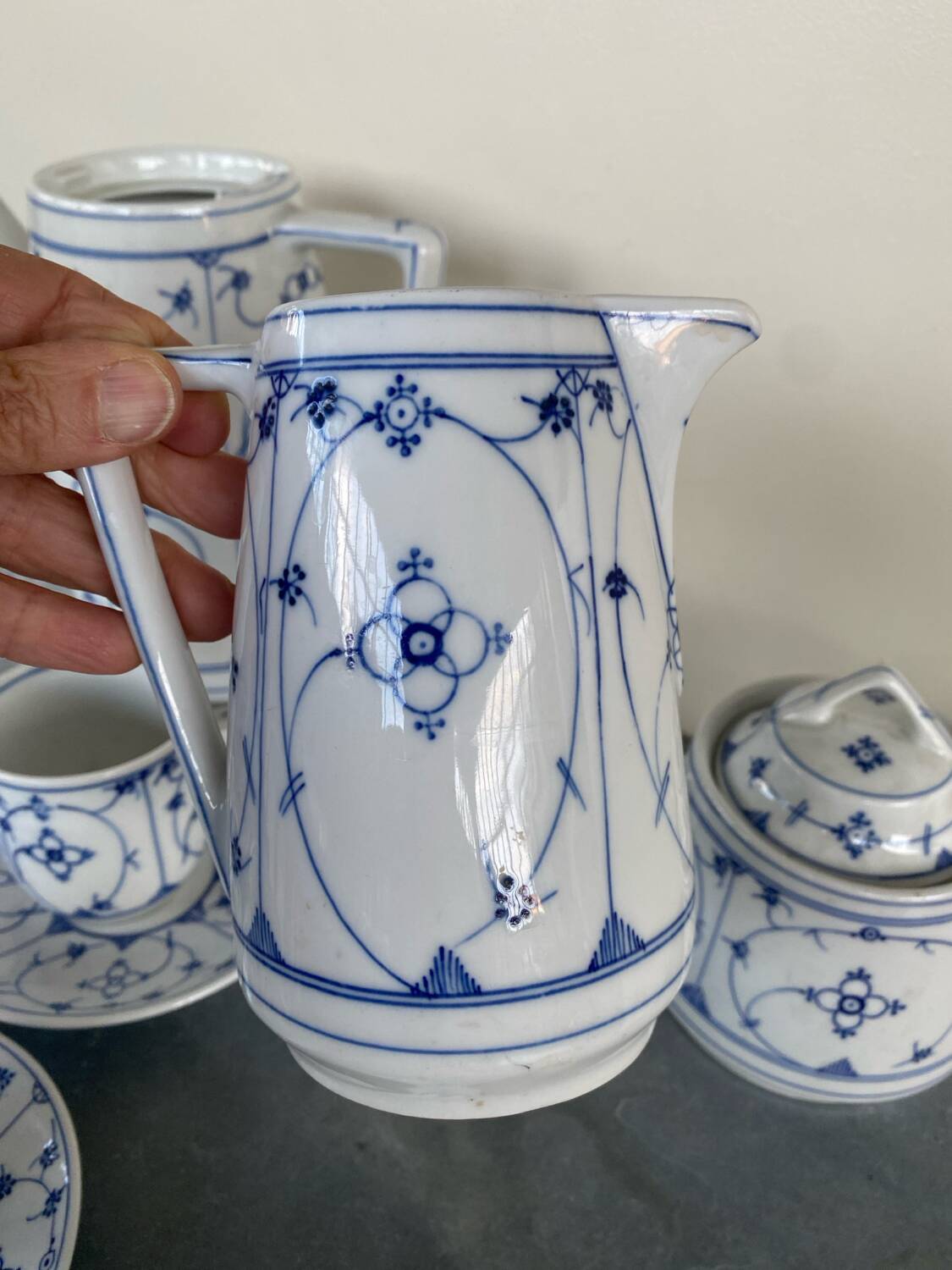 Jager Eisenberg Porcelain 13 Piece Tea Set