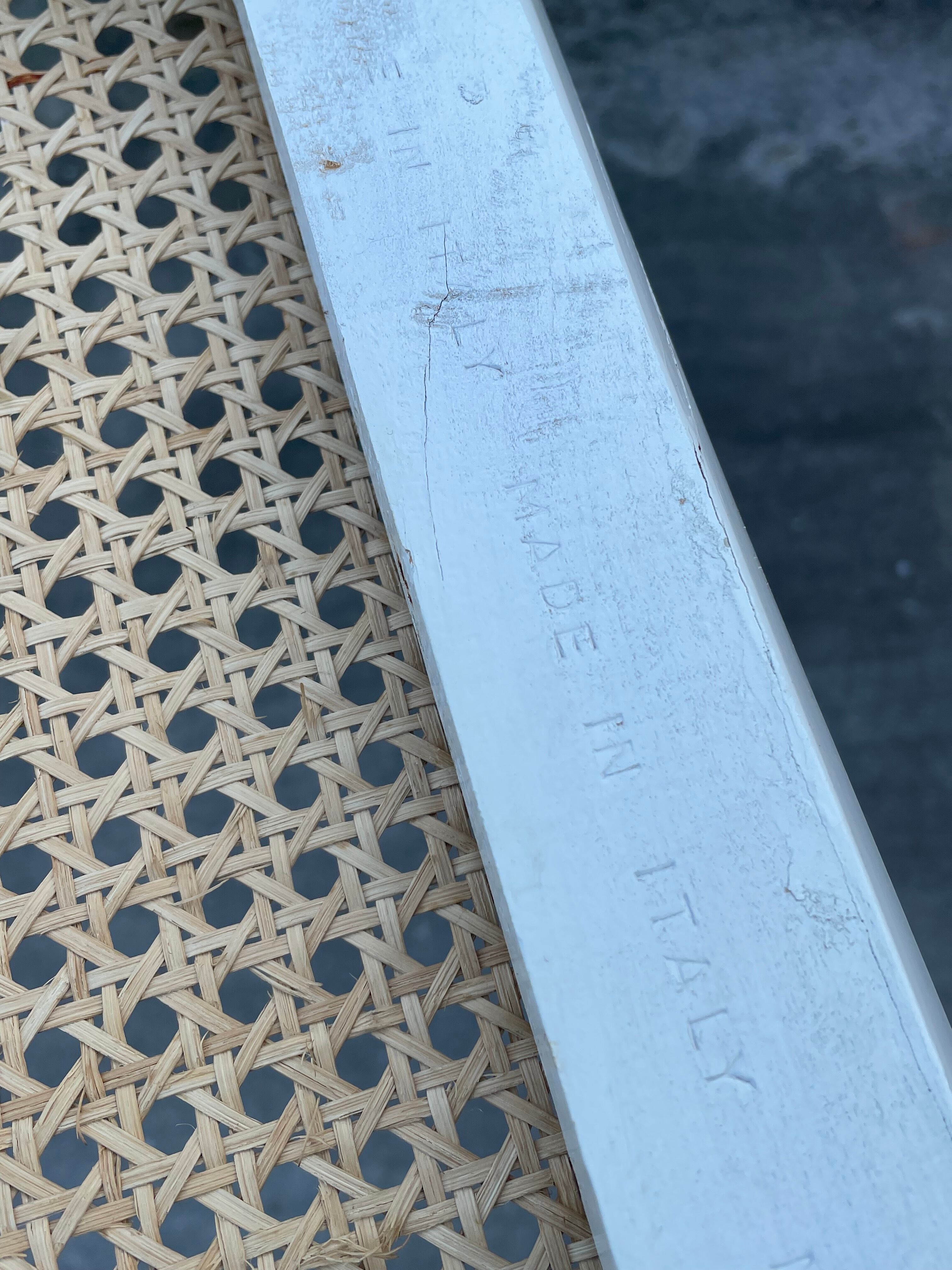 Set of 4 Cesca b32 model chairs in white