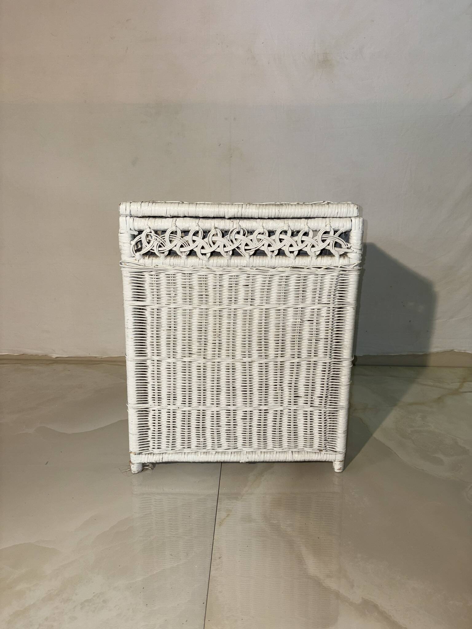 Vintage white rattan laundry basket with lid