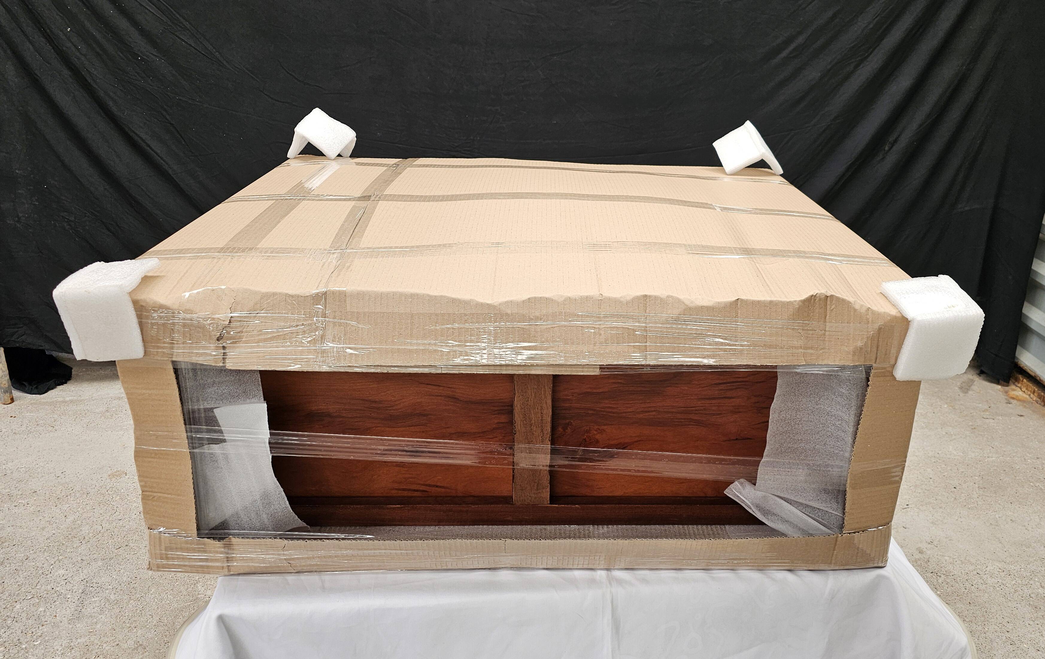 Art Deco buffet by Saddier & Fils in solid rosewood and veneer.