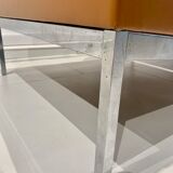 Paire de chauffeuses en cuir camel par Florence Knoll