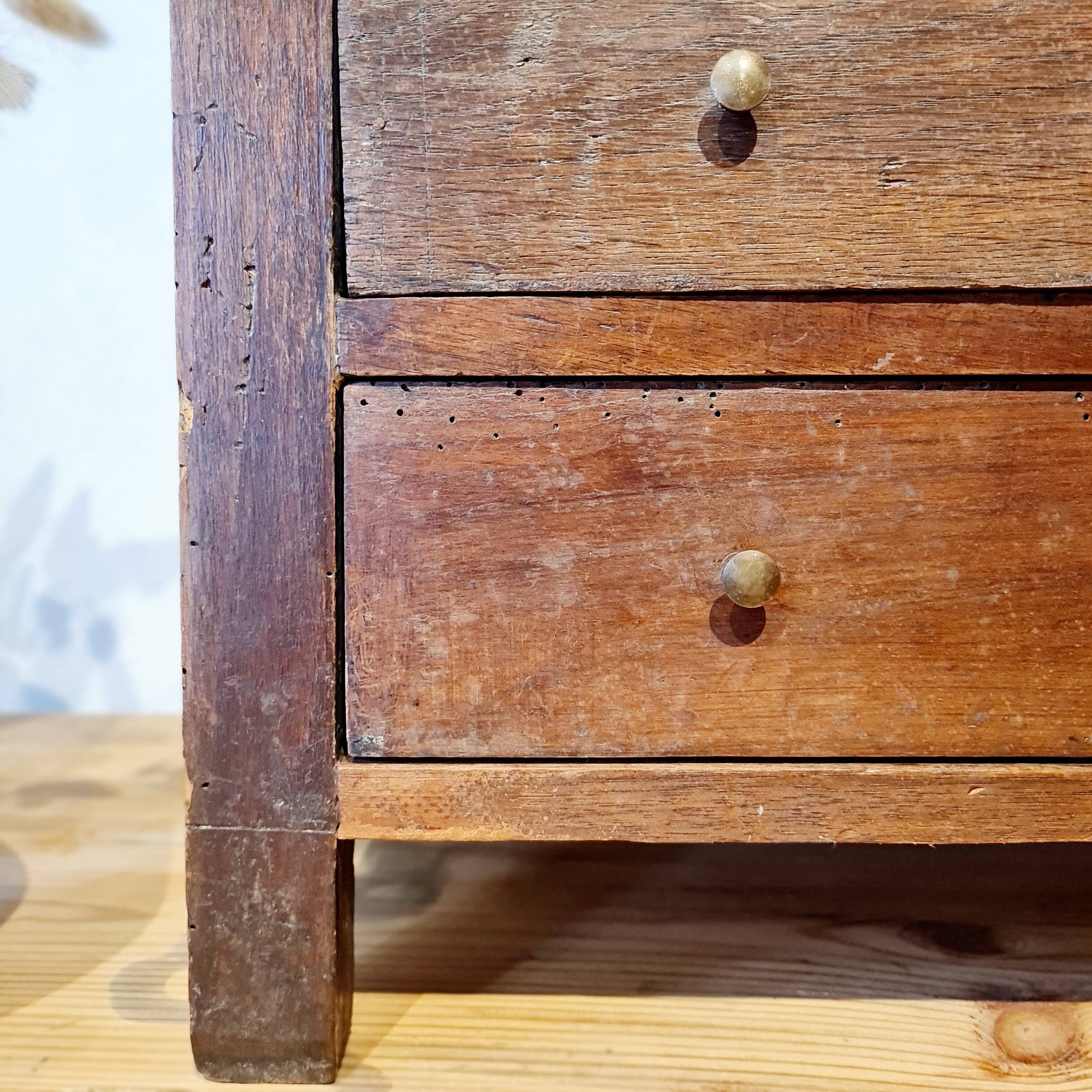 Small antique wooden workshop cabinet with 3 drawers
