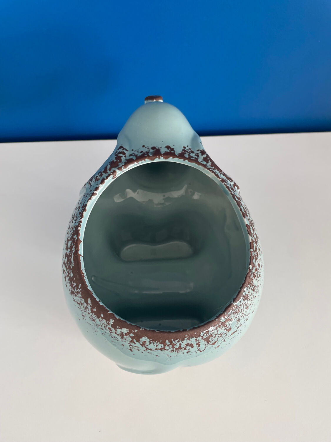 Enamelled elephant pot cover