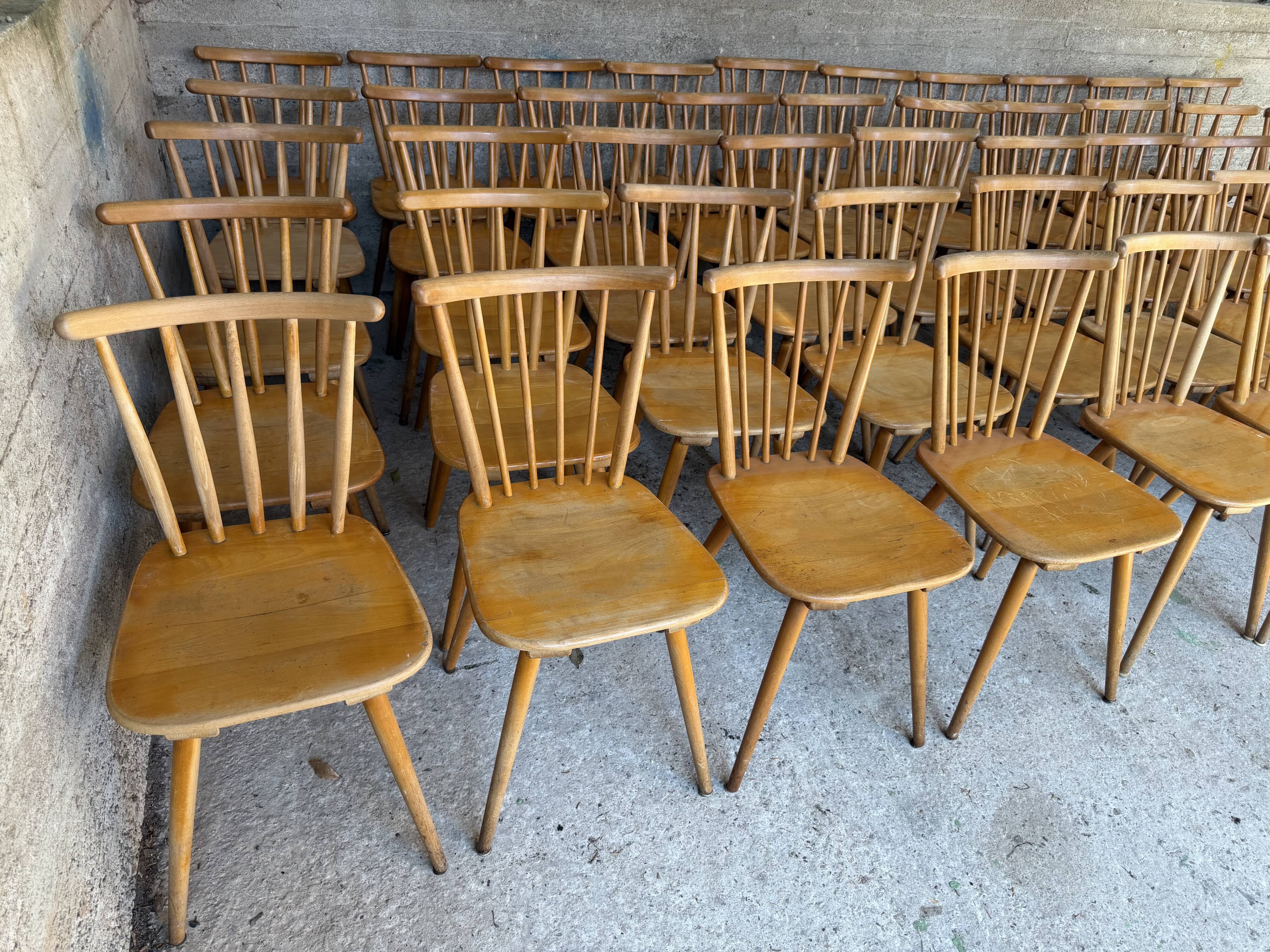 Lot de 50 chaises bistrot design scandinave