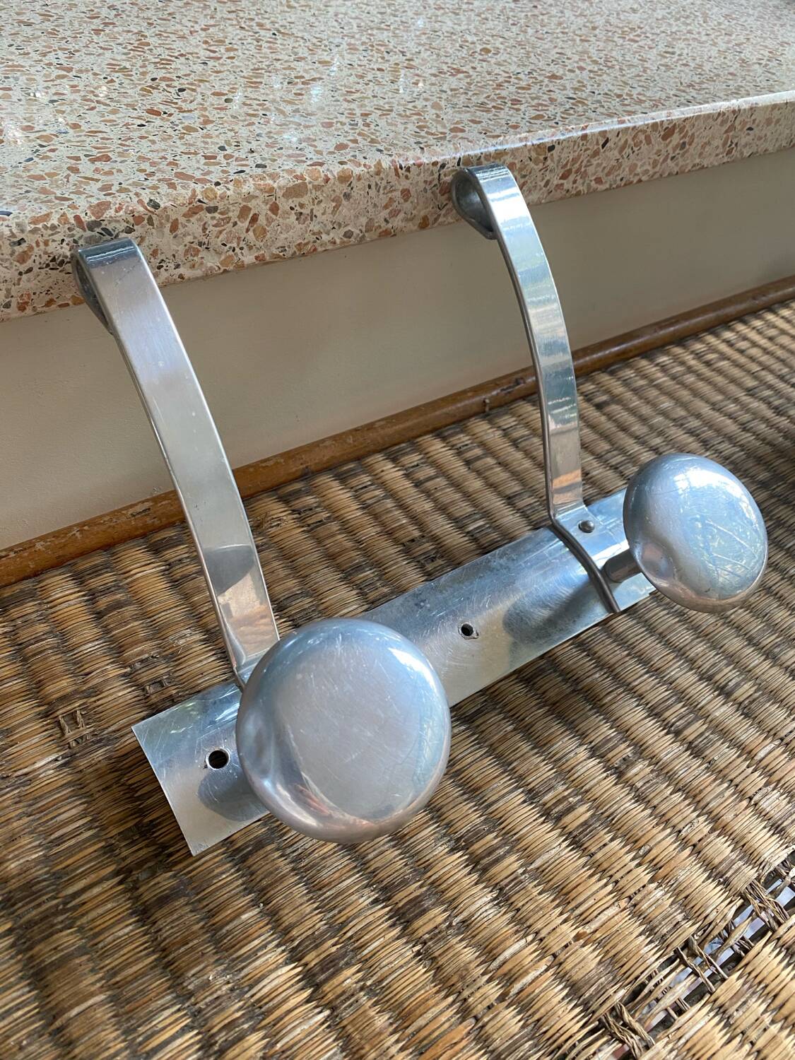 Wall coat rack