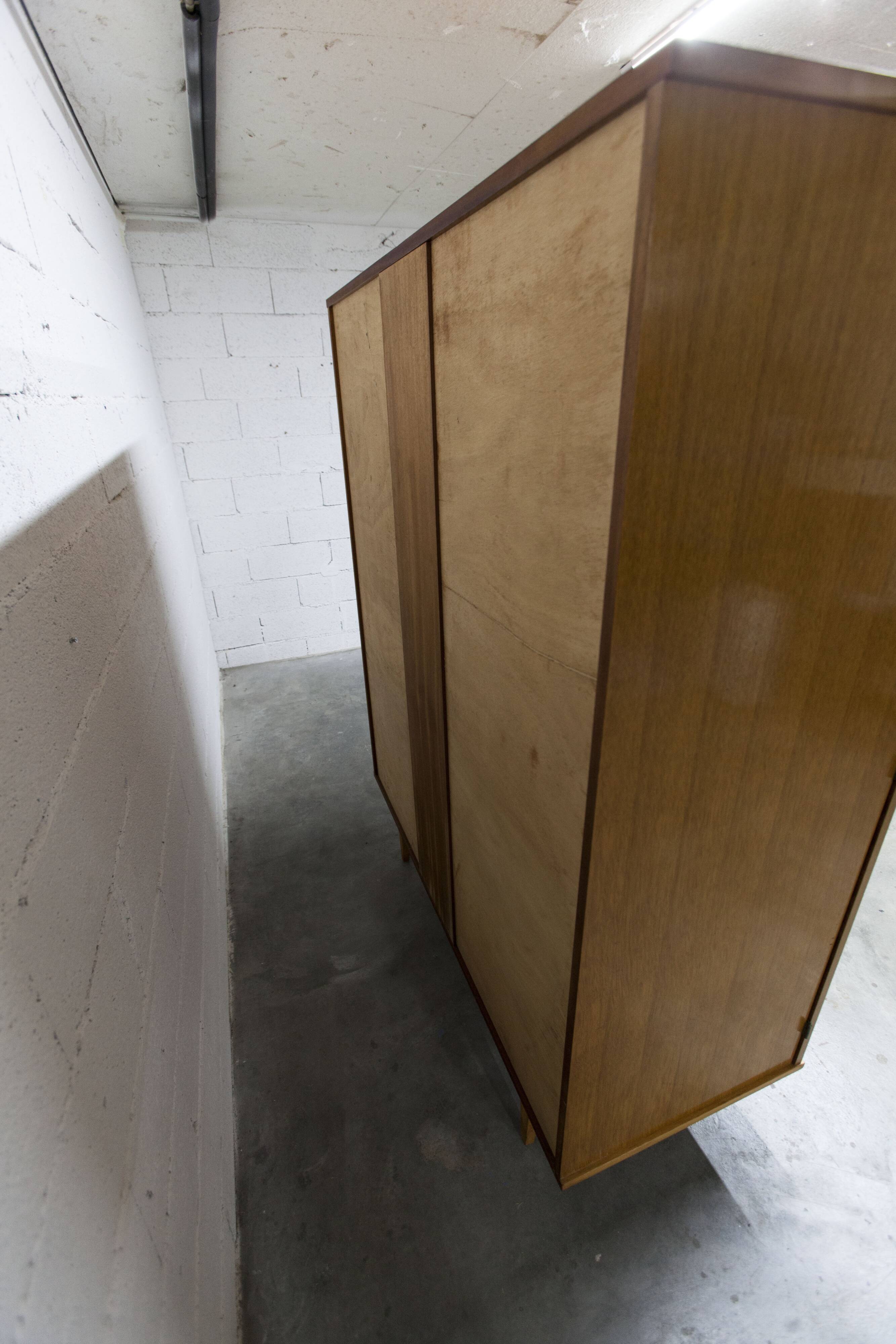 1970 Scandinavian wardrobe with shelves and mirror, 21x126, 2 doors.