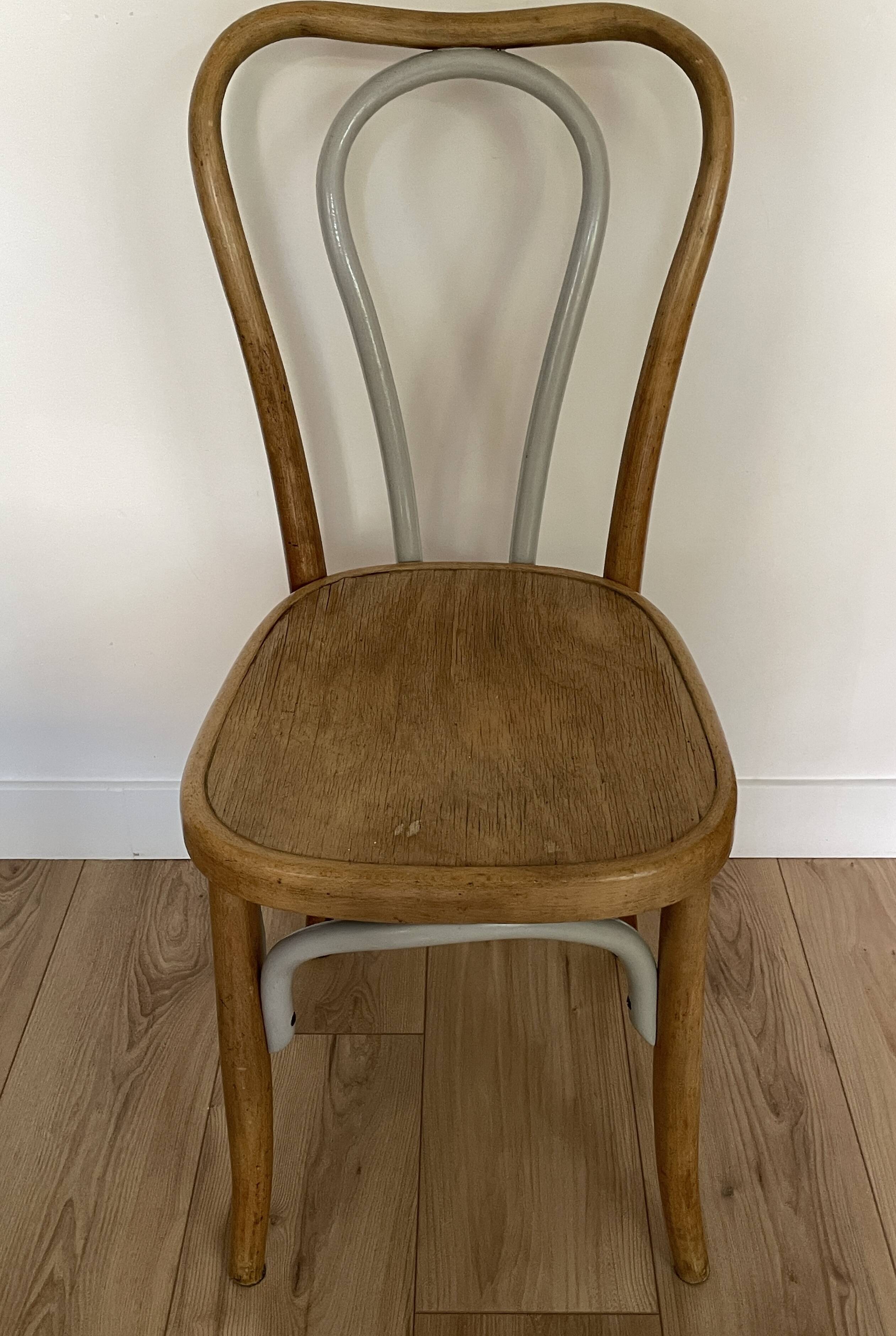 Set of 3 FISCHEL stamped bentwood bistro chairs from 1920-40.