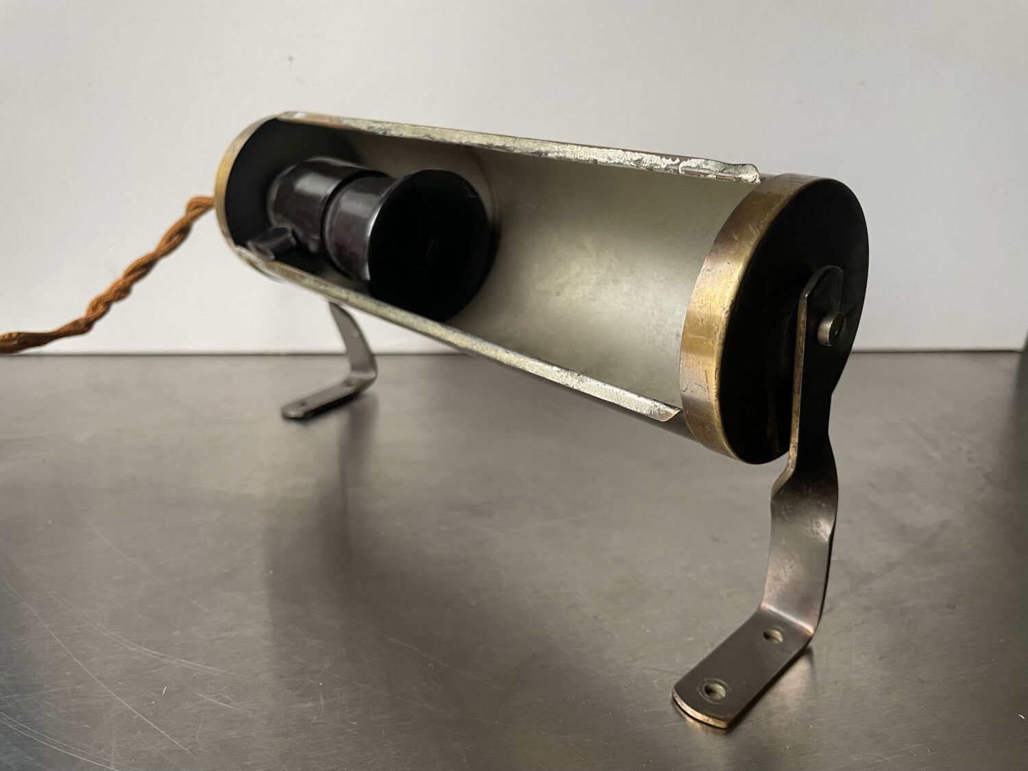 Danish art deco wall lamp in metal