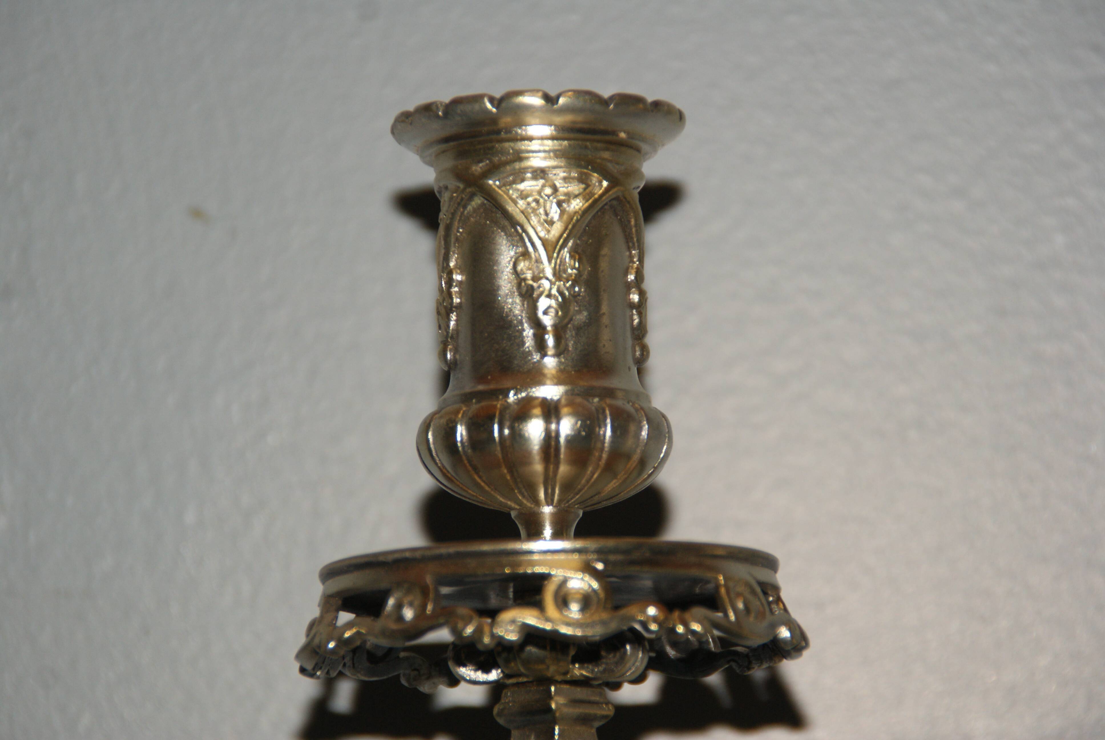 Rare paire de chandeliers en bronze XIX siècle