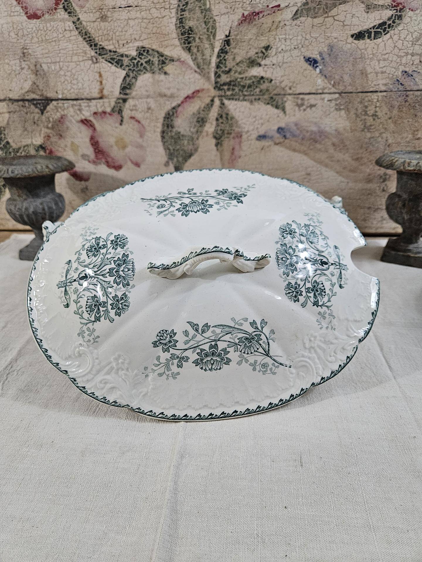 Soupière en terre de fer Richelieu