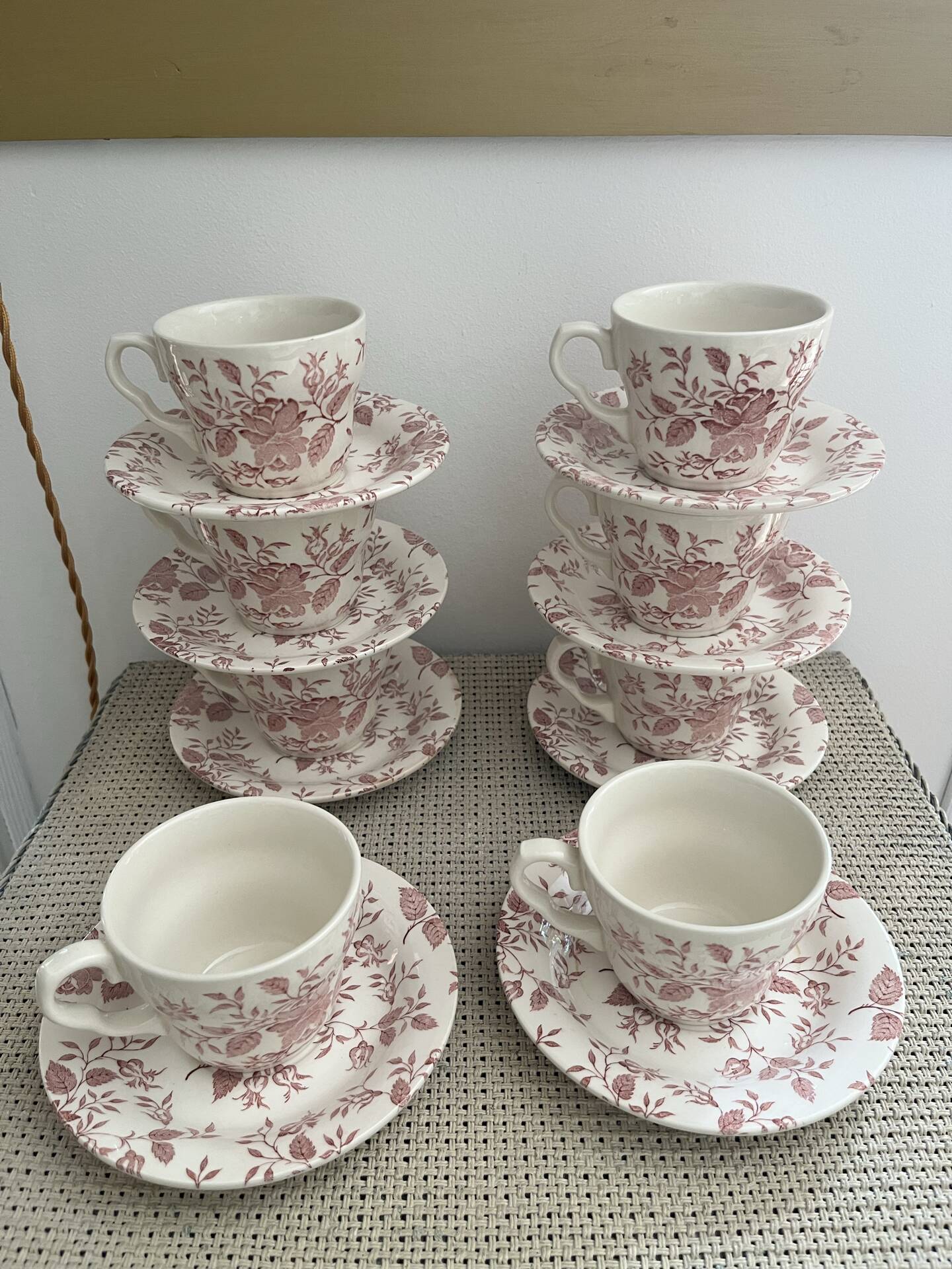 8 tasses à thé
