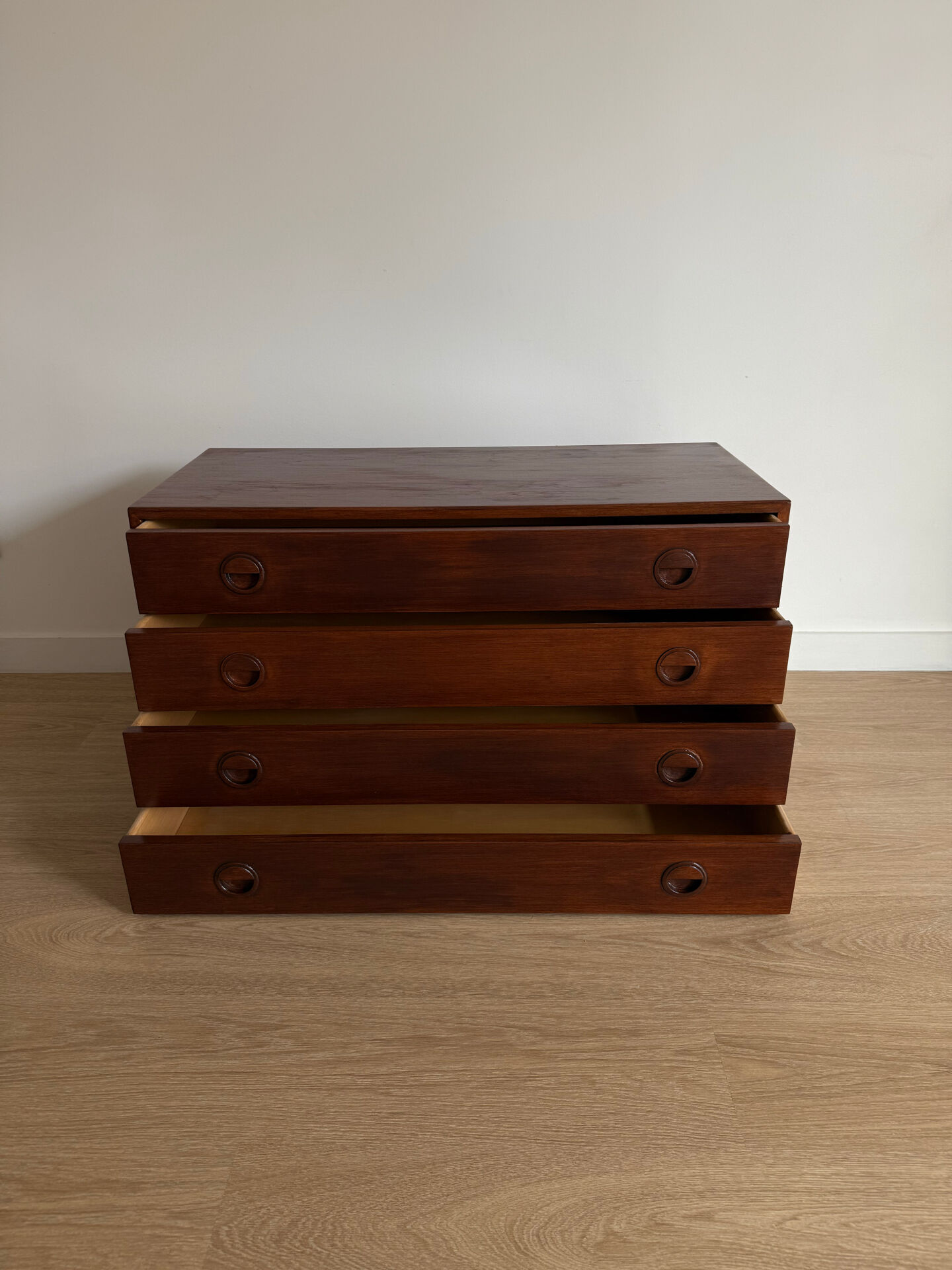 Commode