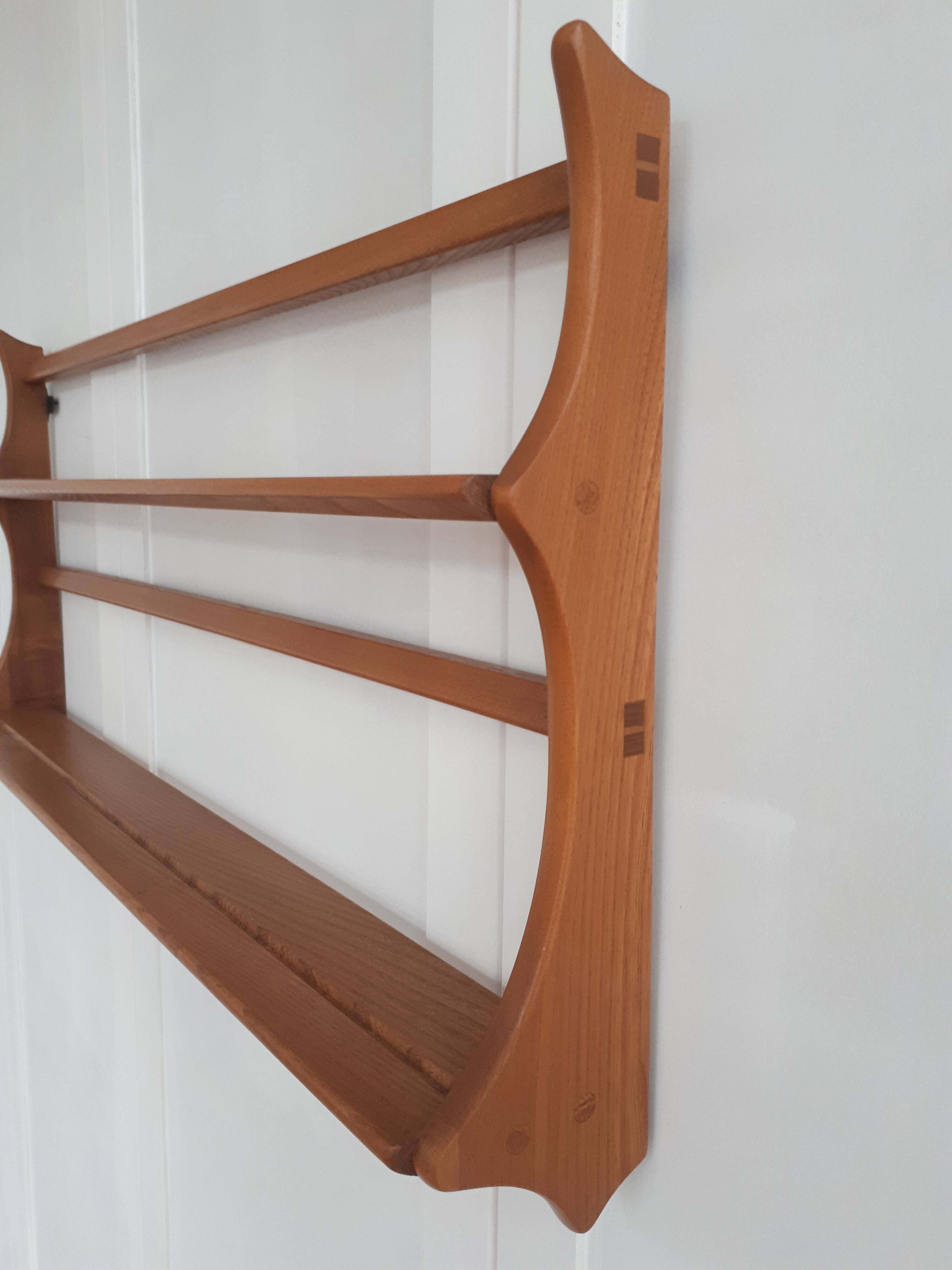 Vintage wall shelf in solid elm by Lucian Ercolani C1960 Ercol