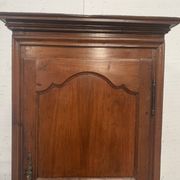 Bonnetière de style Louis Philippe en merisier massif XIX siècle